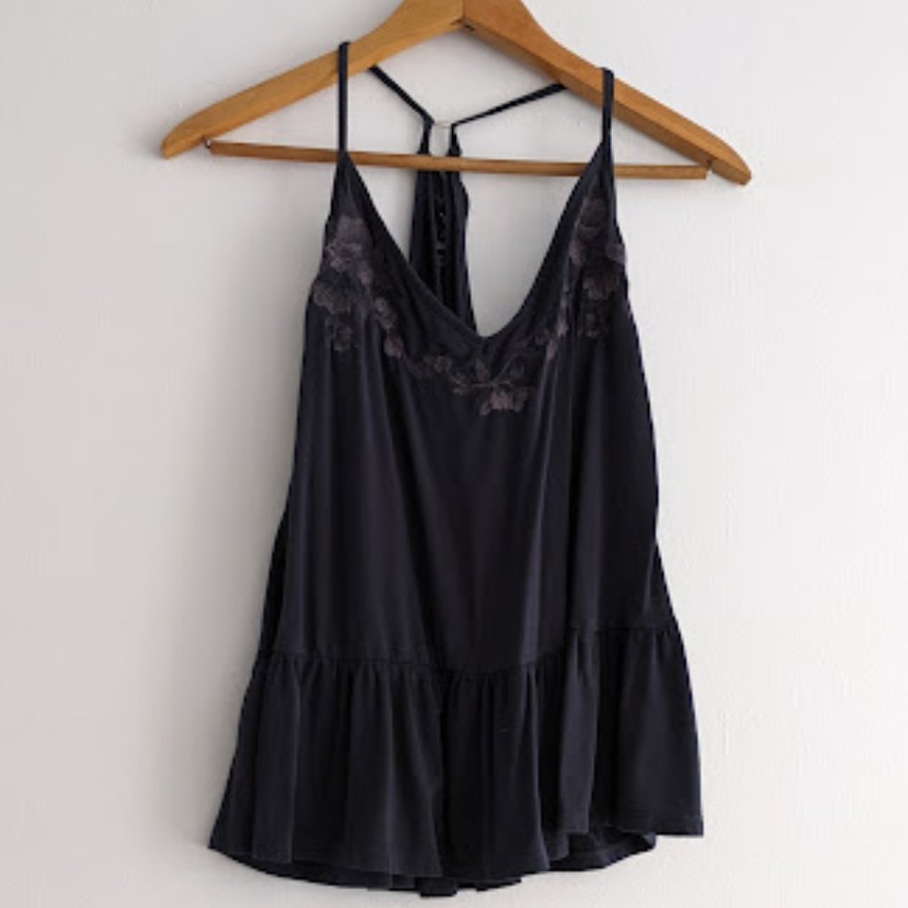American Eagle Dark Gray Embroidered Floral Tank Sz XL